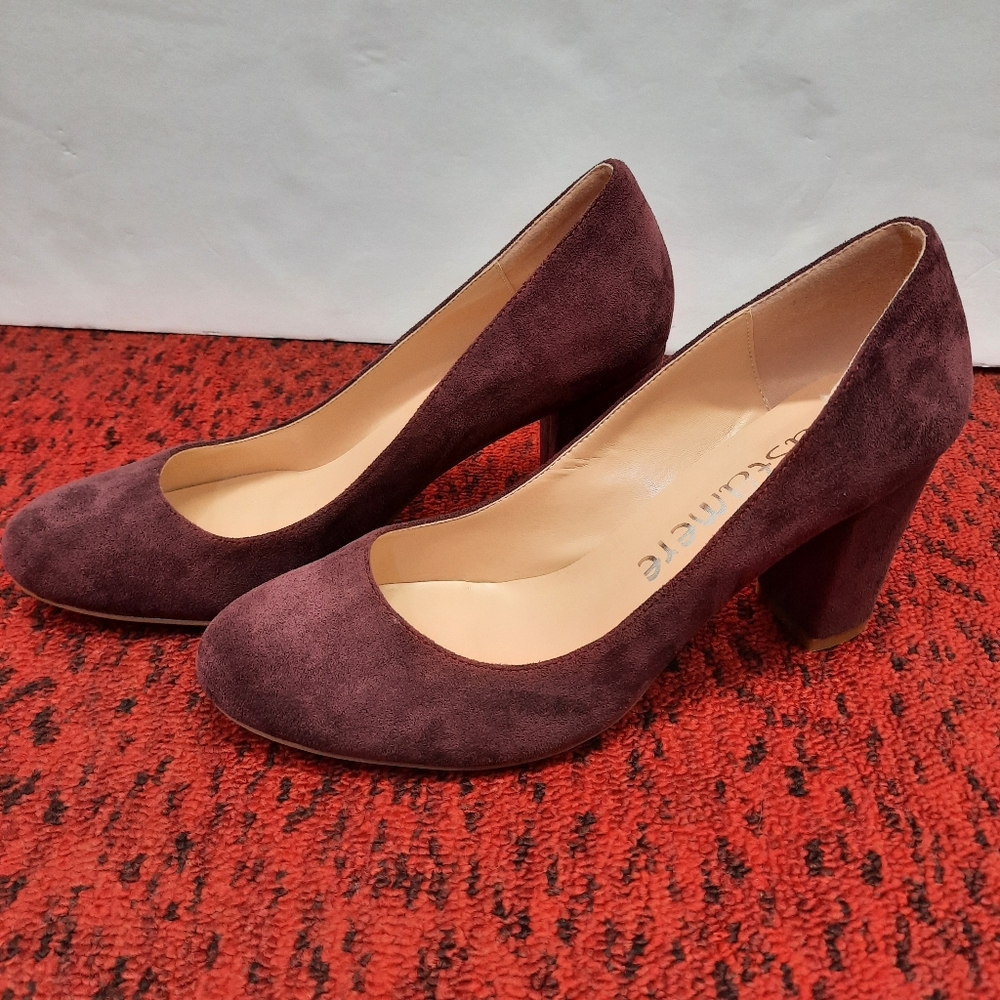Castamere Red Burgandy Women's Block Heel Pump Slip on Shoes Faux Suede Size 9.5